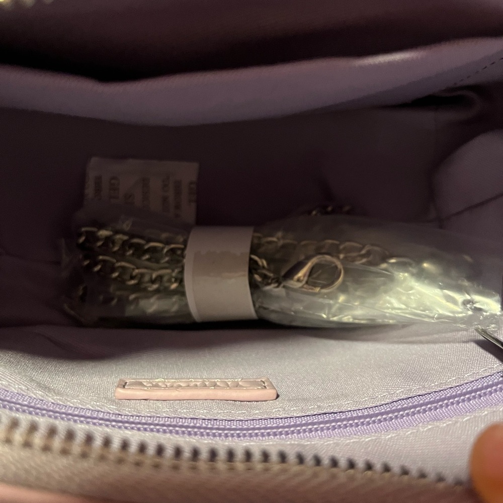 Vividora Lavender Crescent Shoulder Bag with Dust Bag and Shoulder Strap NWT - Picture 6 of 6